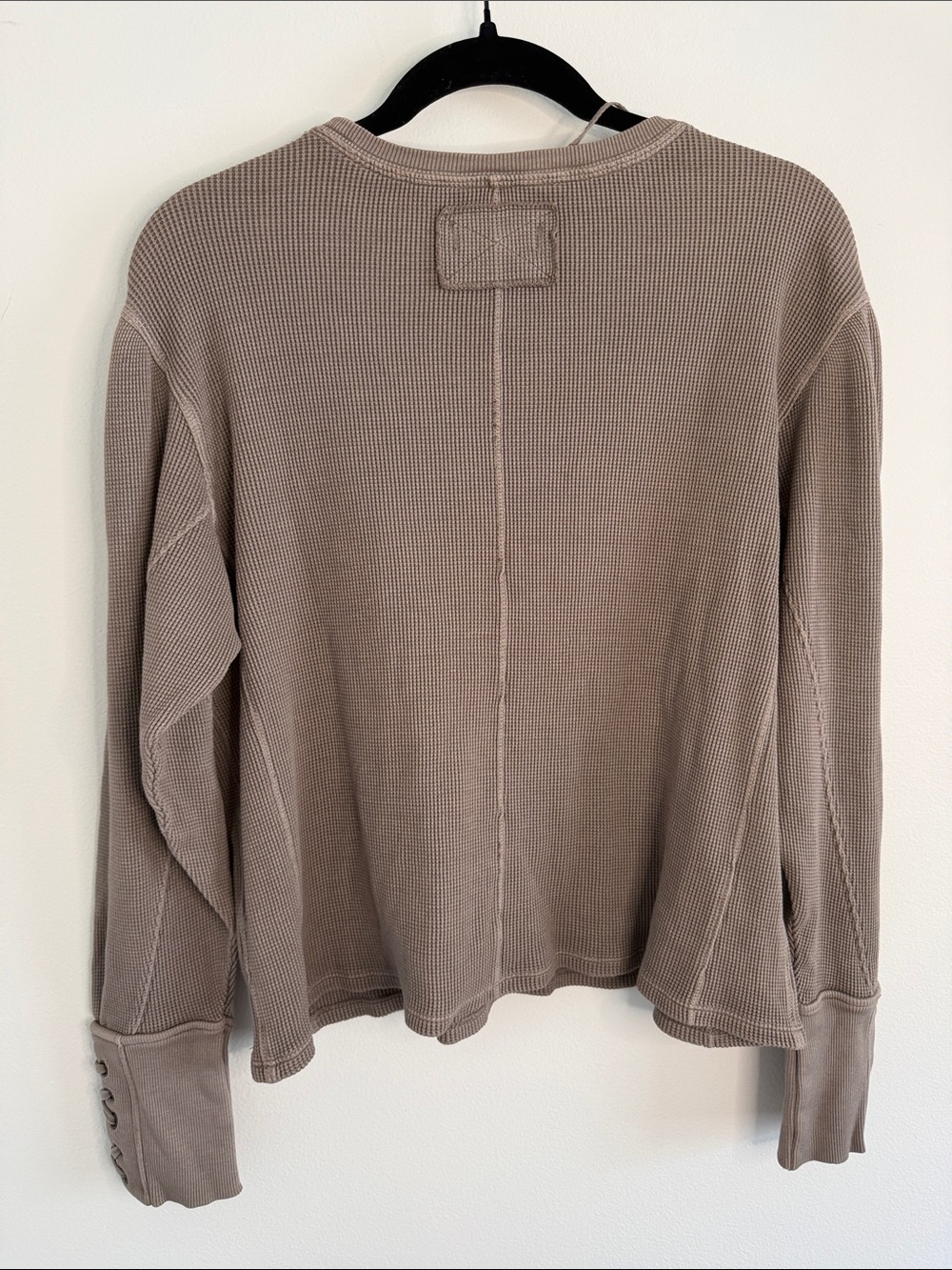 Free People Lapis Cuff Crew Neck Long Sleeve T-Shirt Waffle Knit Taupe Dune XS - Picture 9 of 9